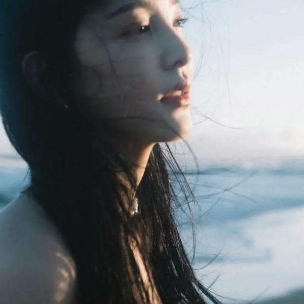 那场雨爱上你